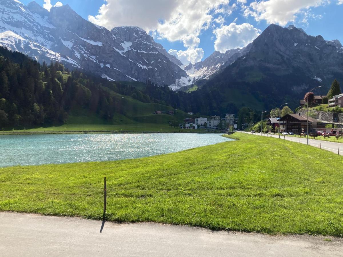 Spirit Apartments - Studio 1 - Kueche - Parkplatz Engelberg Kültér fotó